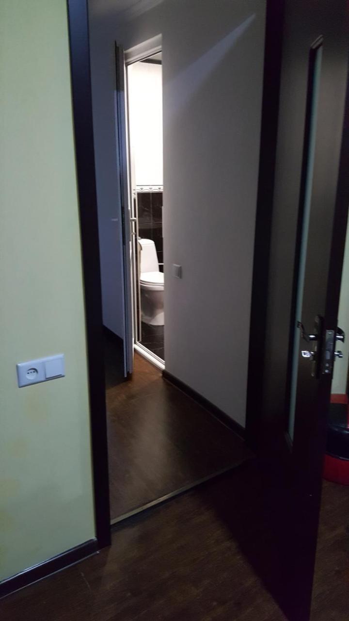 Guesthouse Different Tbilisi Exterior foto